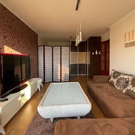 Lelewela Street Pkp * Вроцлав